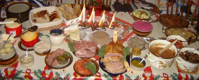 festliche Tafel, Festtafel, Essen, gedeckter Tisch