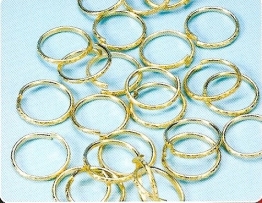 Hochzeitsdeko: goldene Ringe als Streudeko, 50er-Pack - 1