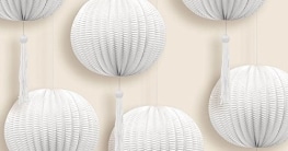 Lampion: Mini-Lampion mit Bommel, weiß, 12 cm Durchmesser, 6er-Pack - 1