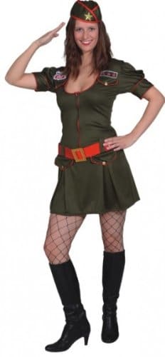 Military Girl : Kleid, Gürtel und Mütze - 1